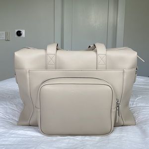 NWOT Monos Metro Duffle Bag